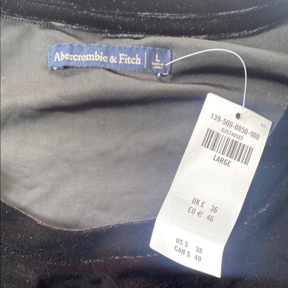 Abercrombie & Fitch Black Velvet Short Sleeve Tee - Picture 2 of 4